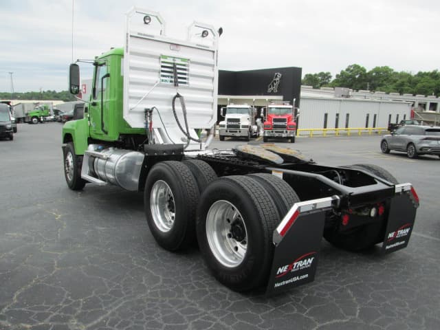 2022 Mack Pinnacle in Duluth, GA — photo 7