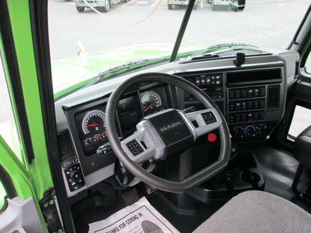 2022 Mack Pinnacle in Duluth, GA — photo 13