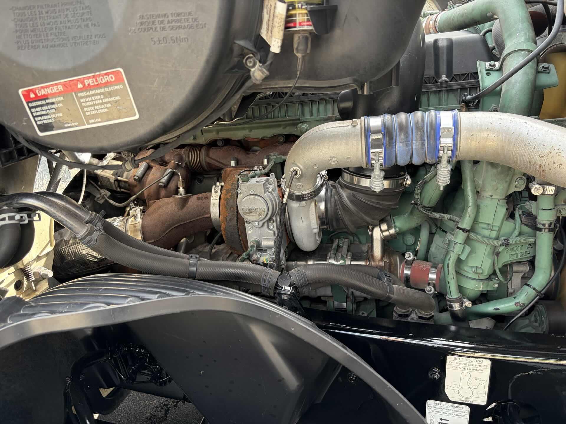 2020 Volvo VNL 760 in Fultondale, AL — photo 14