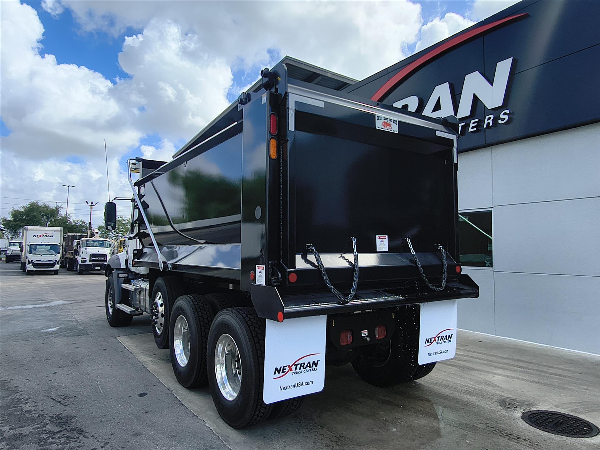 2026 Mack Granite in Miami, FL — photo 6