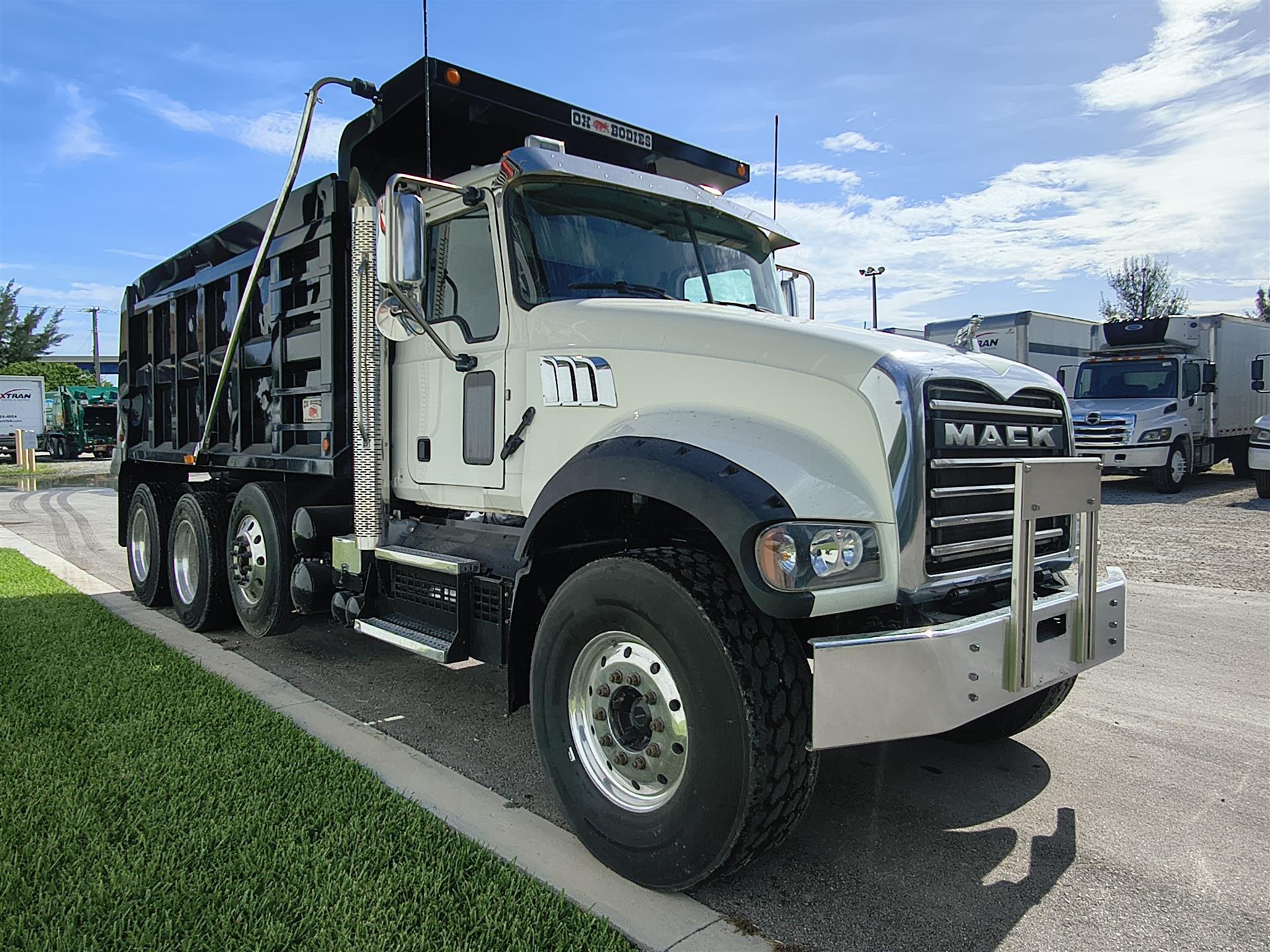2020 Mack Granite in Fort Lauderdale, FL — photo 4
