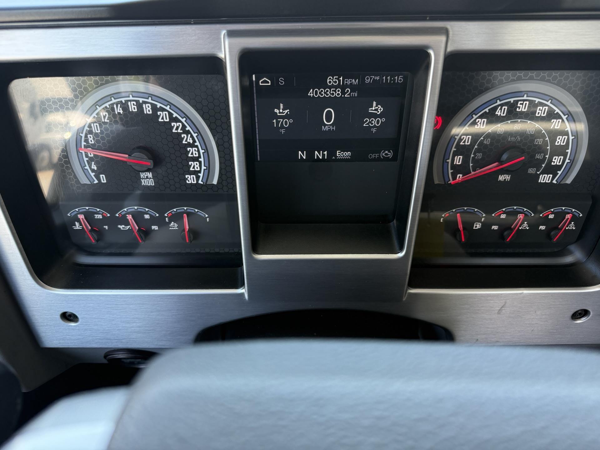 2022 Mack Anthem in Duluth, GA — photo 10