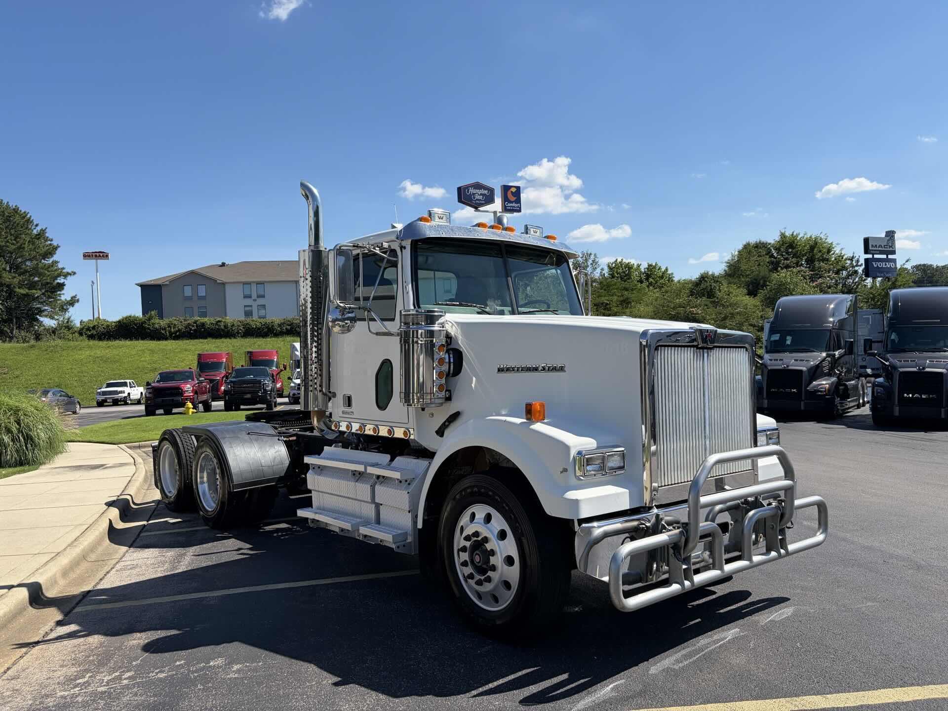 2014 Western Star 4900 in Fultondale, AL — photo 3
