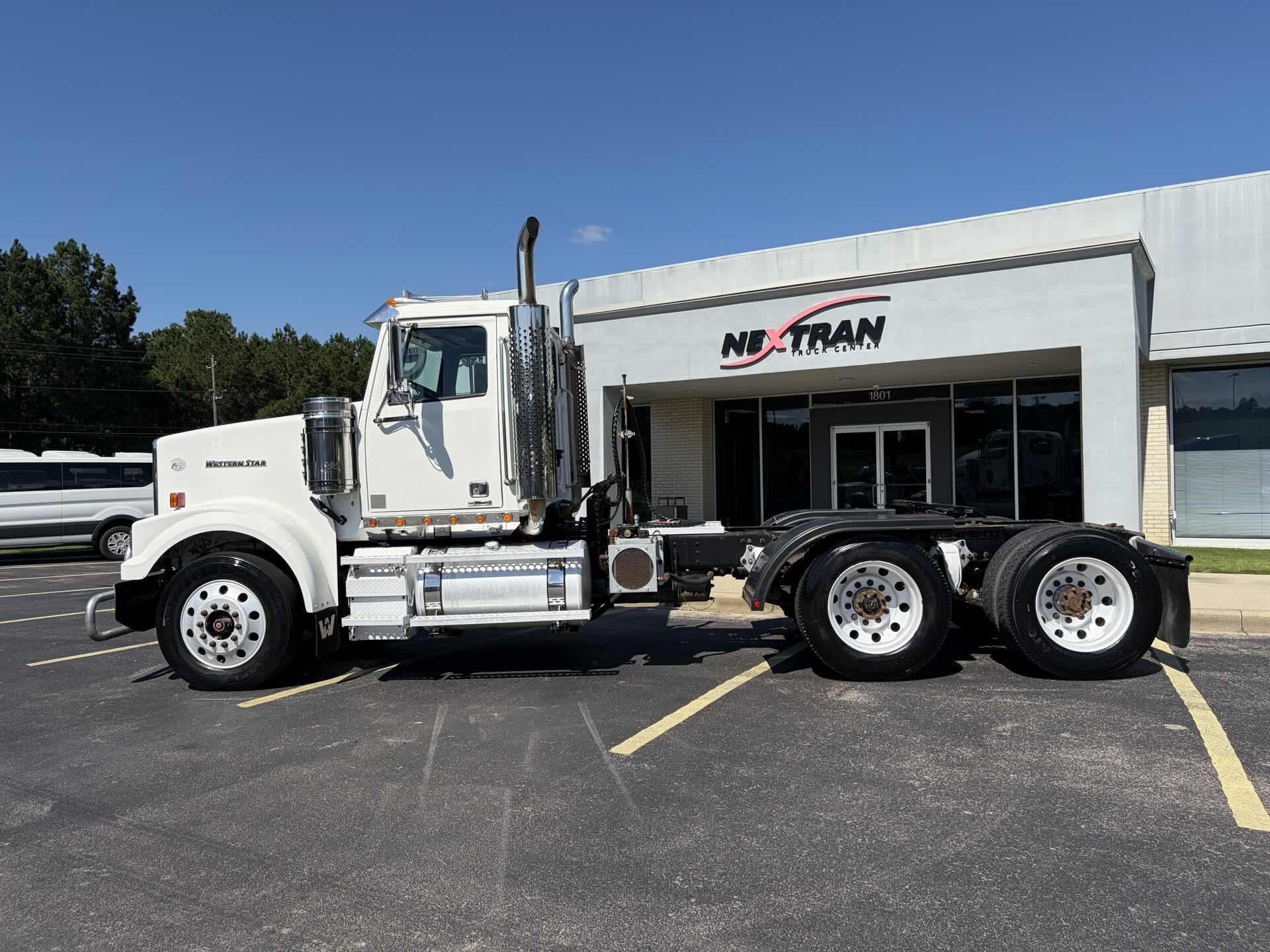 2014 Western Star 4900 in Fultondale, AL — photo 9
