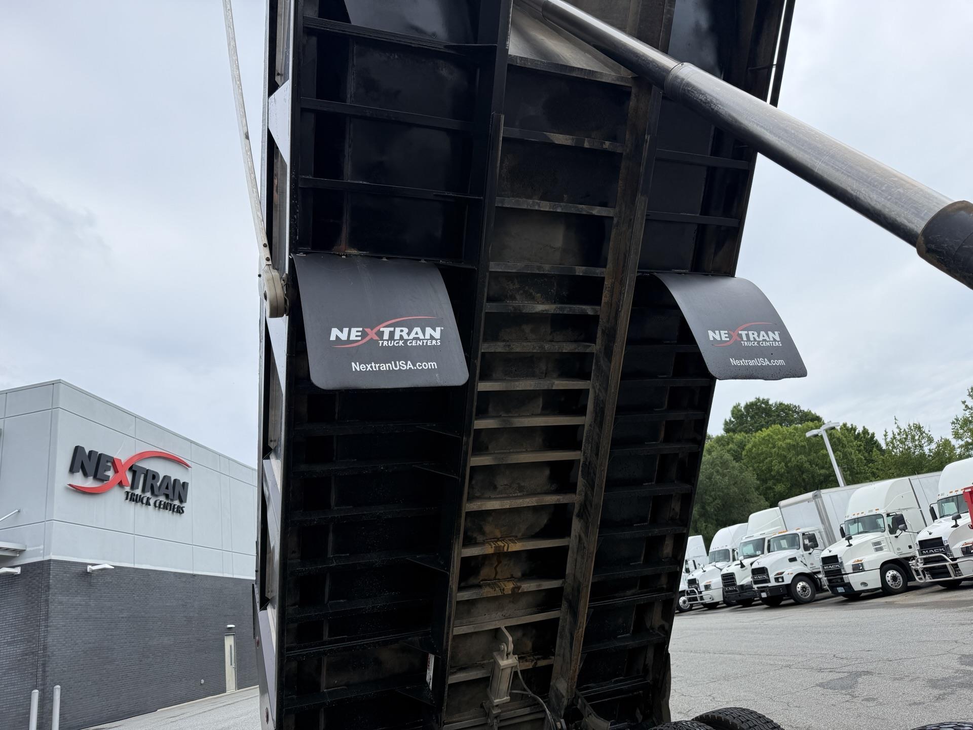 2017 Mack Granite in Duluth, GA — photo 16