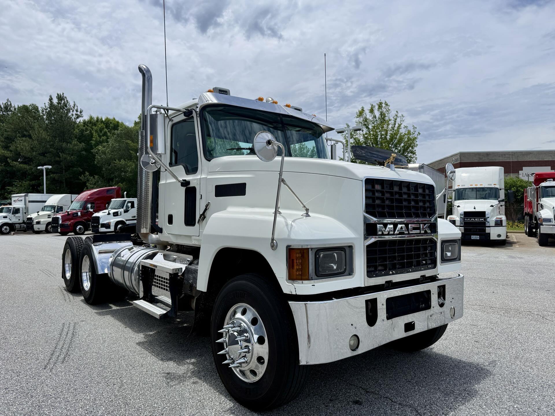 2020 Mack Pinnacle in Duluth, GA — photo 6