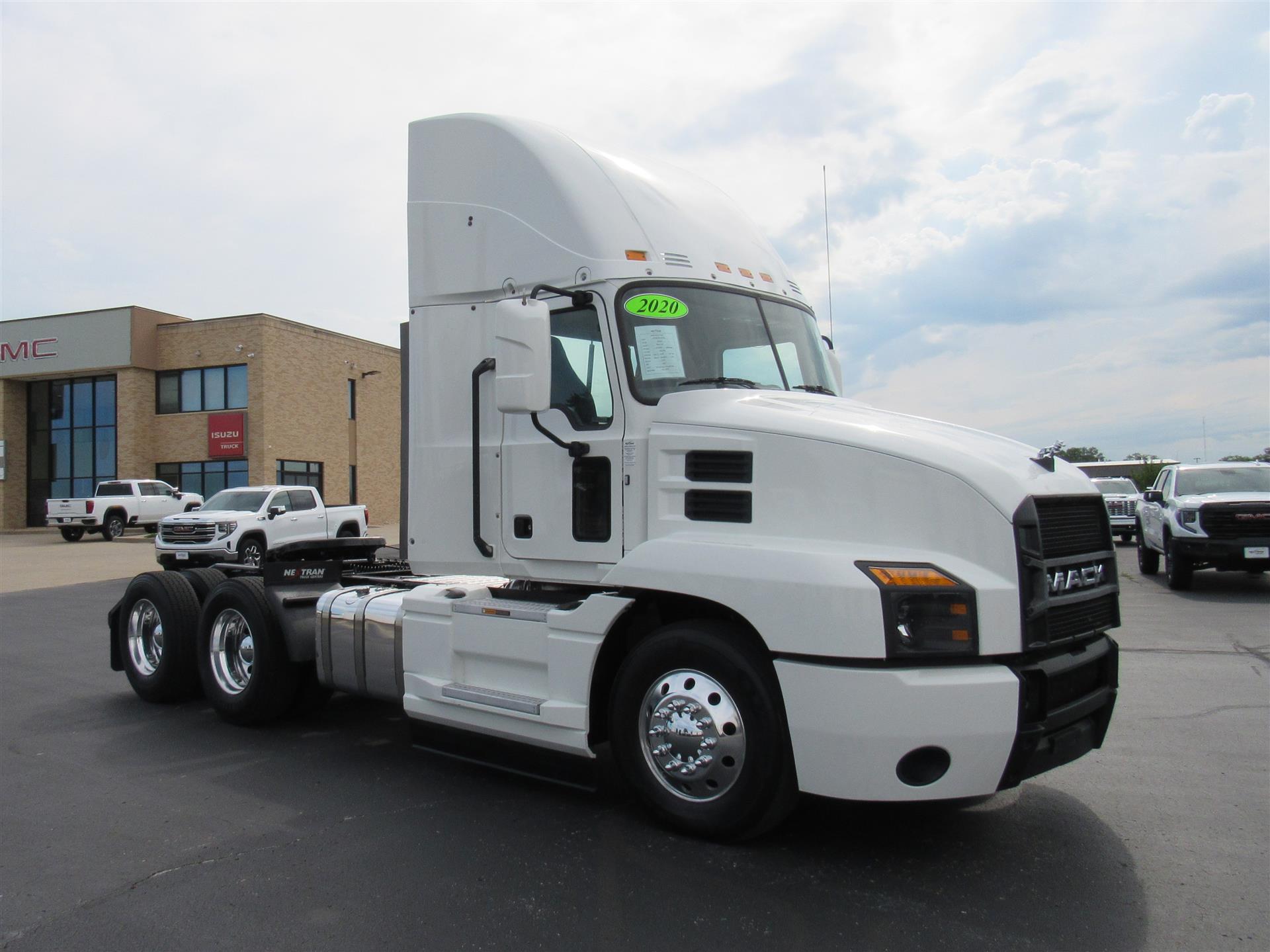 2020 Mack Anthem in Kansas City, MO — photo 8