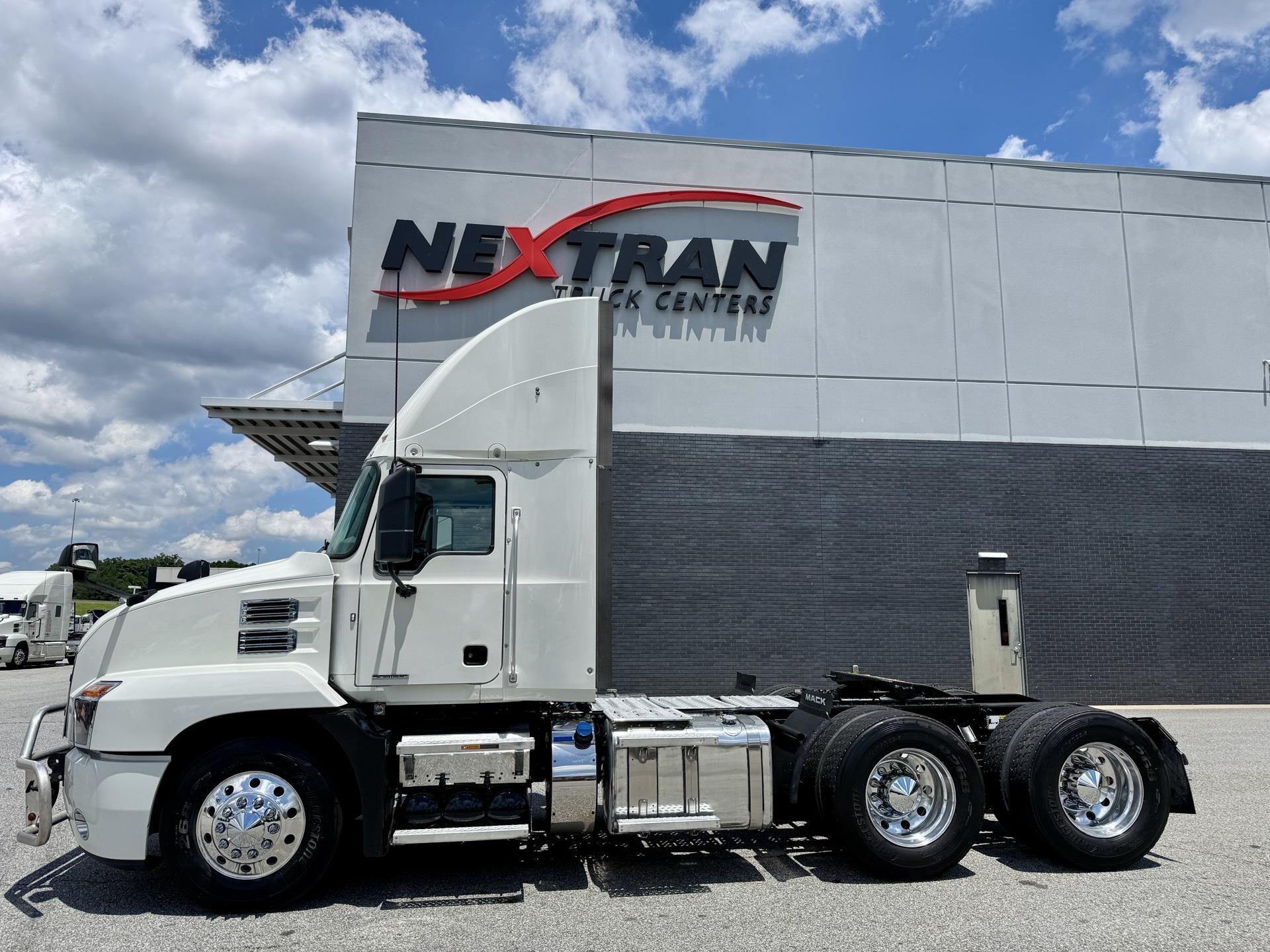 2022 Mack Anthem in Duluth, GA — photo 2