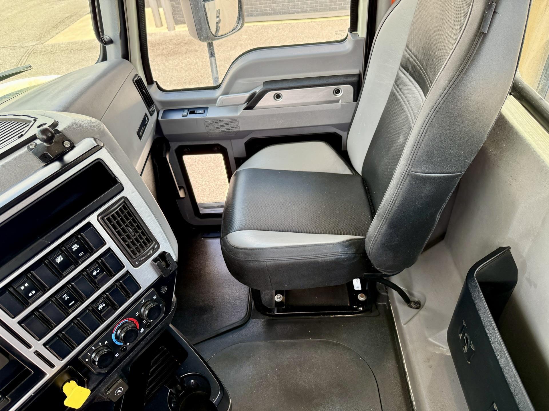 2022 Mack Anthem in Duluth, GA — photo 14