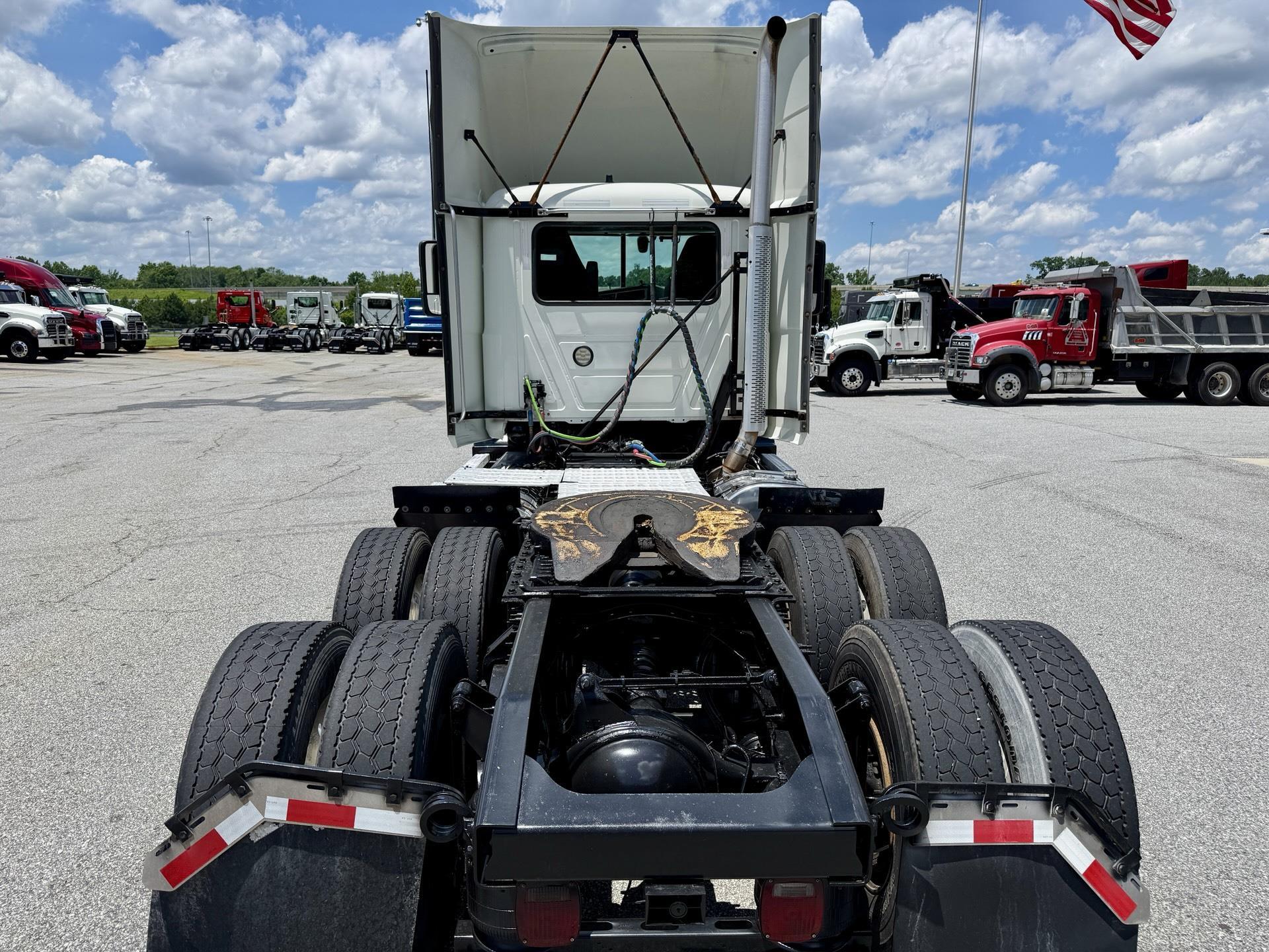 2022 Mack Anthem in Duluth, GA — photo 4