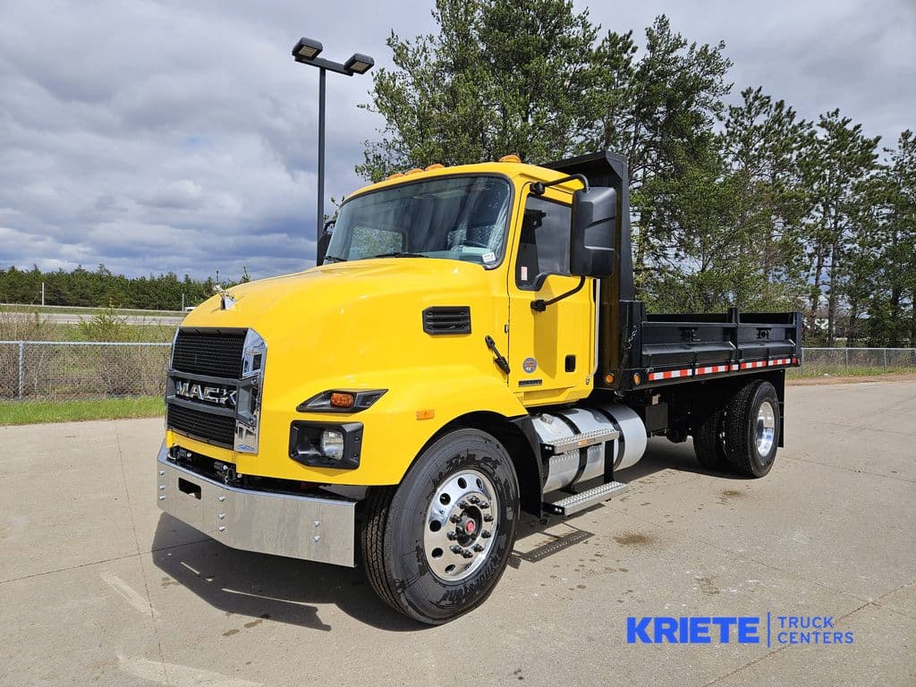 2025 Mack MD