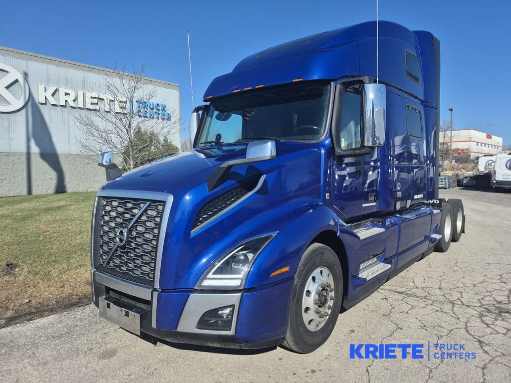 2022 Volvo VNL 860
