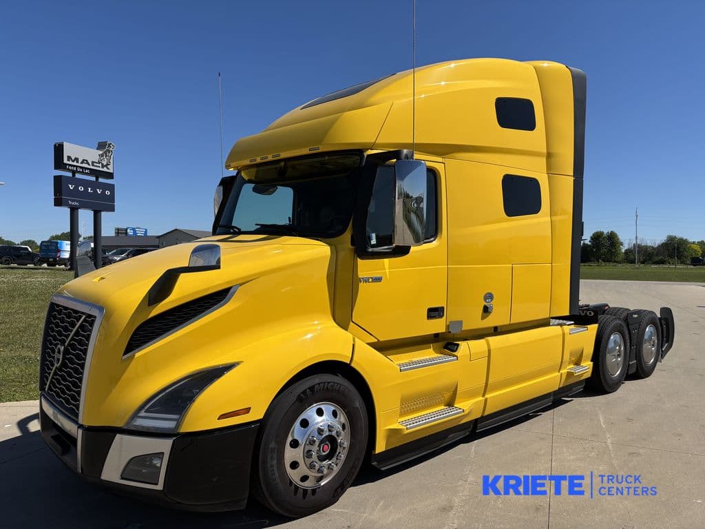 2023 Volvo VNL 760