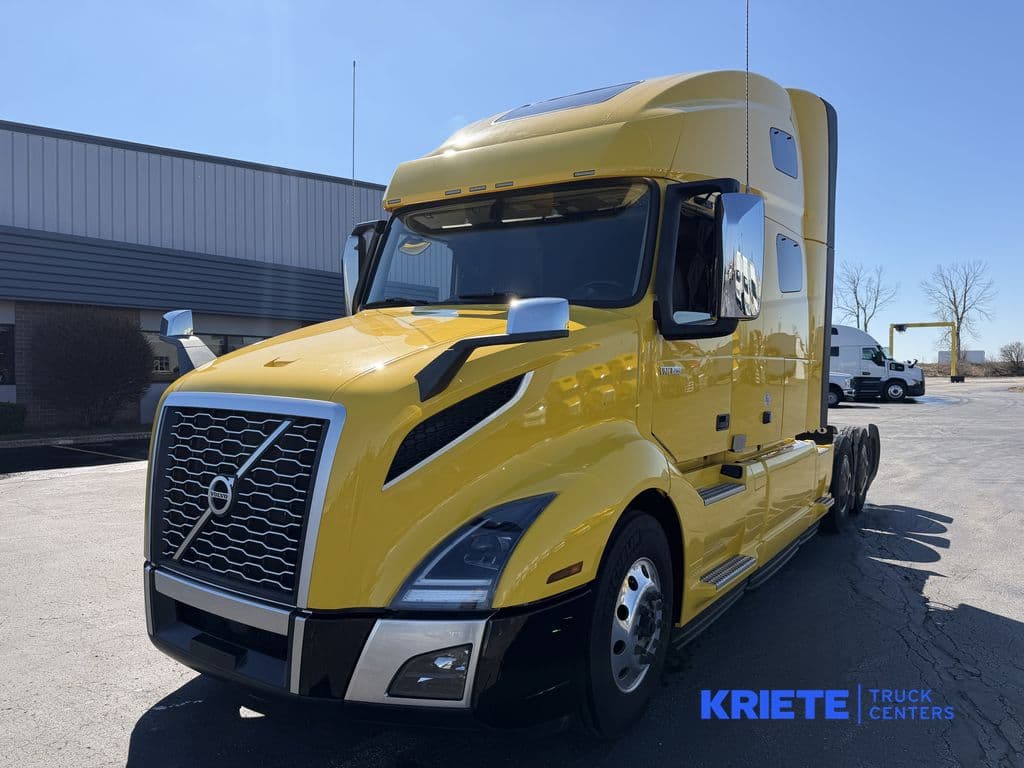 2023 Volvo VNL 760