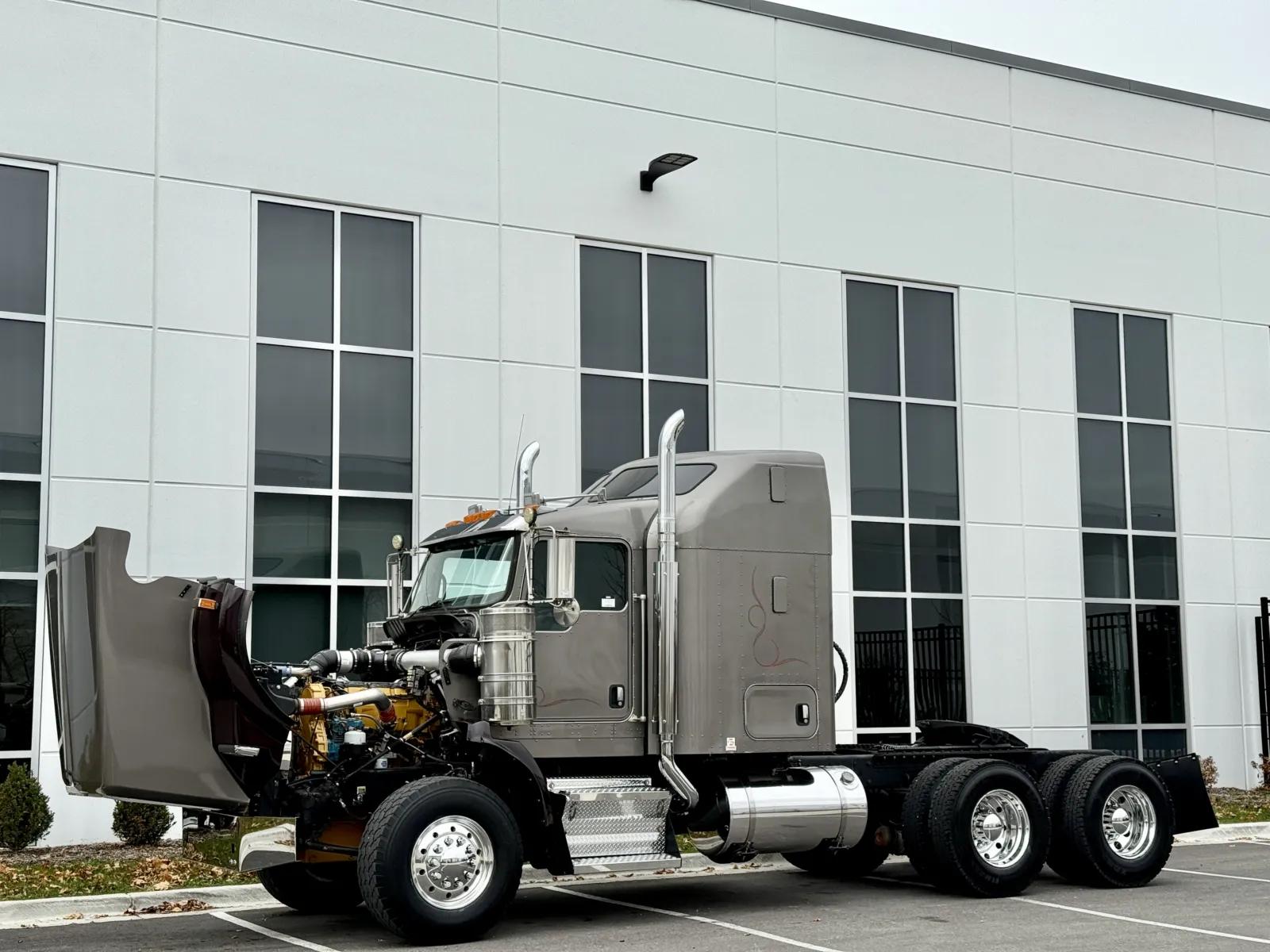 2017 Kenworth T800 in New Lenox, IL — photo 10