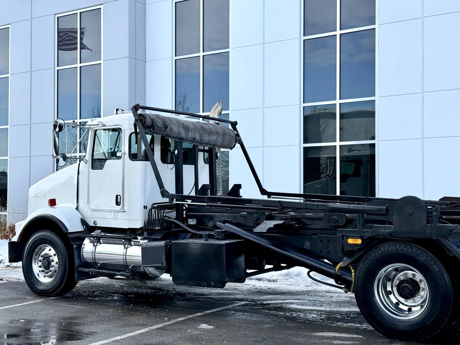 2009 Kenworth T800 in New Lenox, IL — photo 8