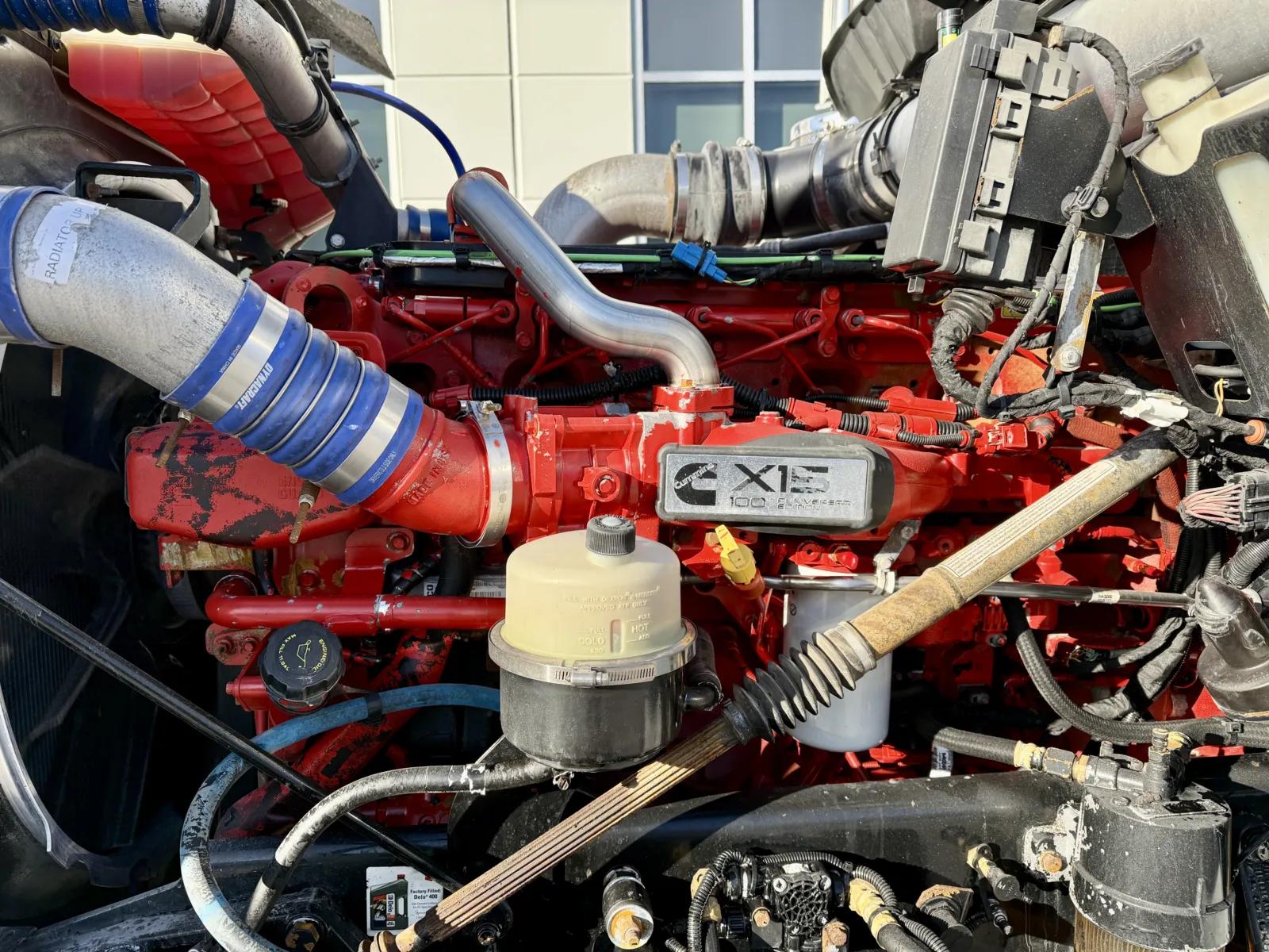 2020 Kenworth W900 in New Lenox, IL — photo 12