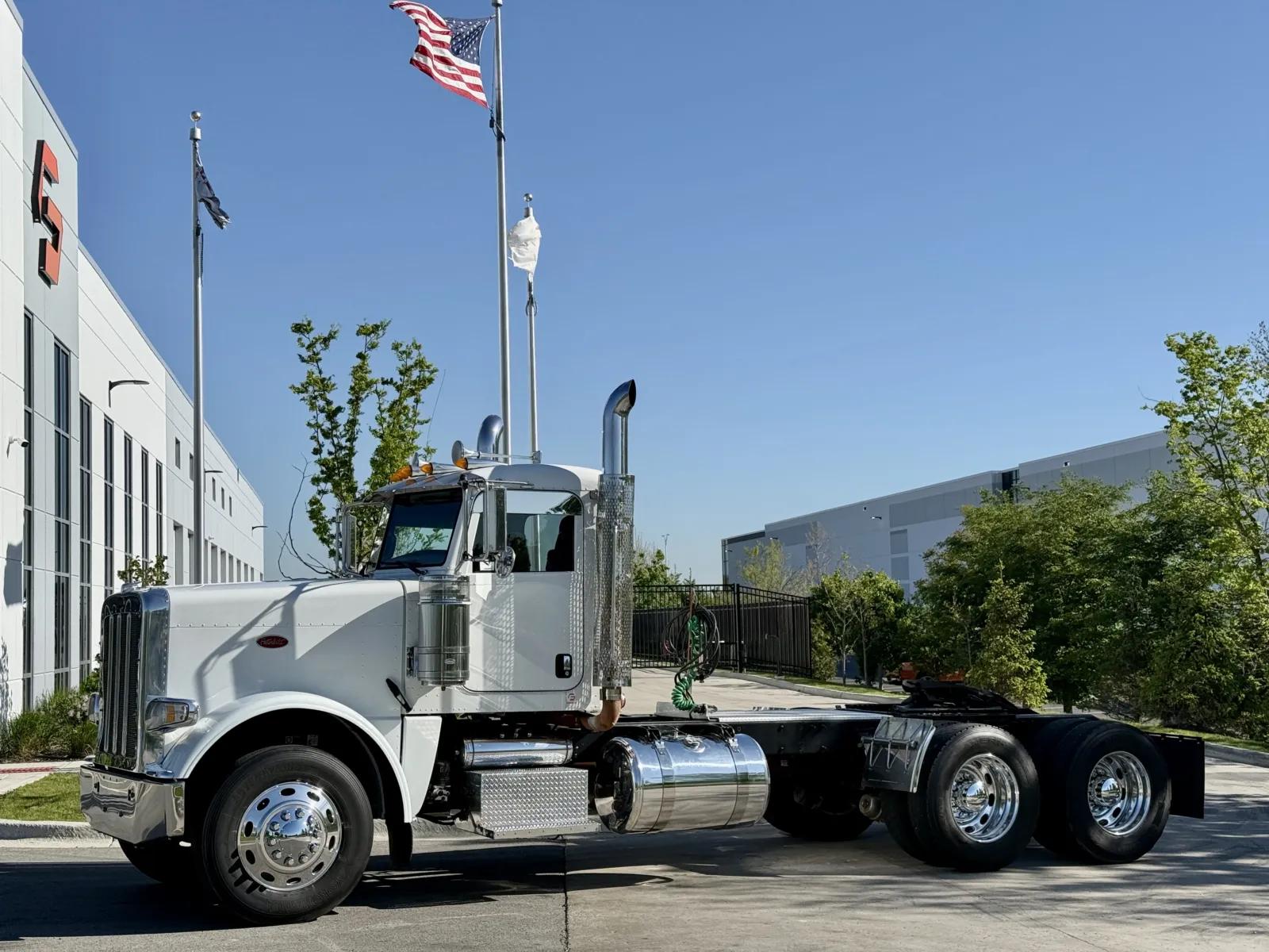 2012 Peterbilt 388
