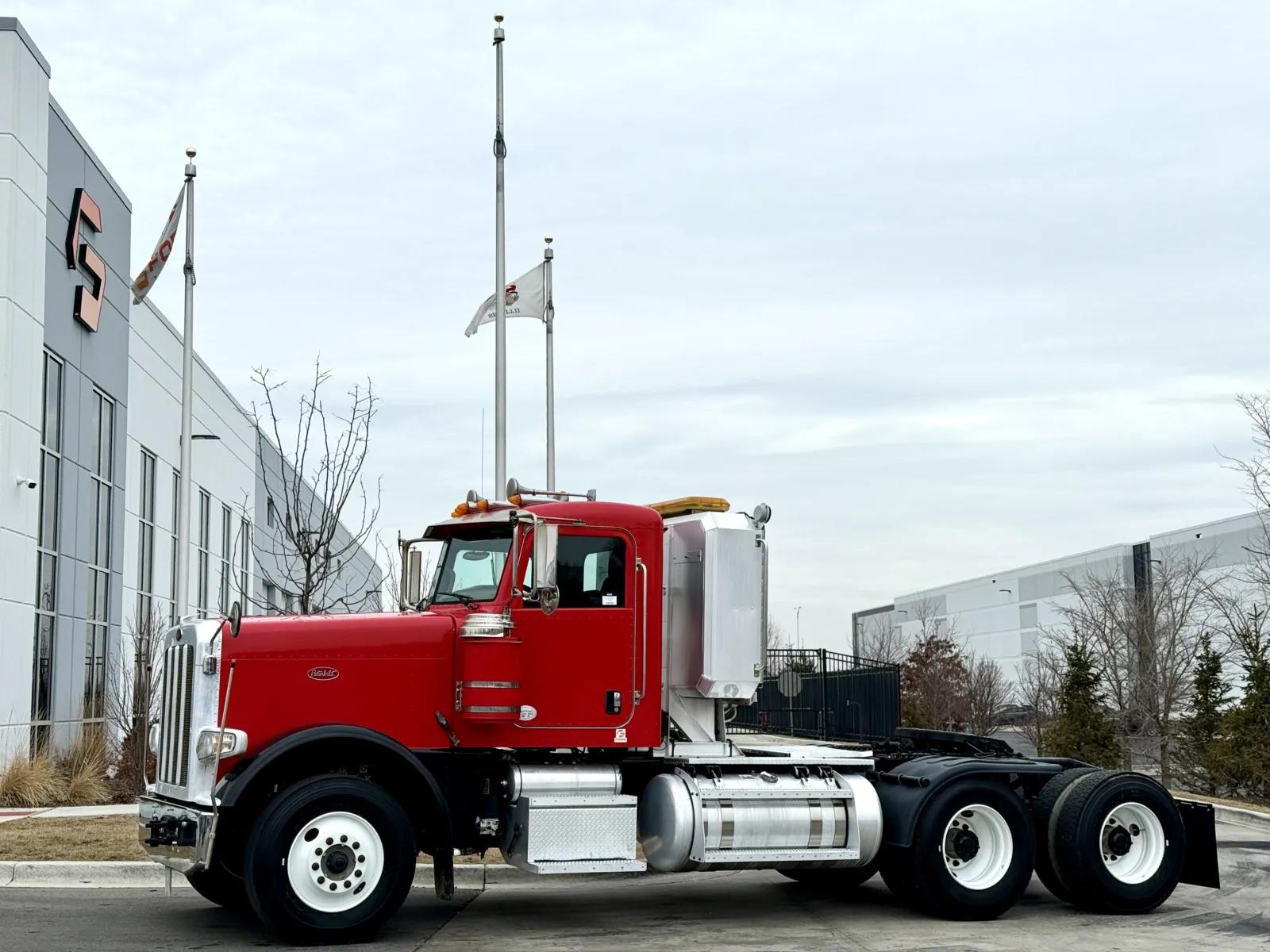 2014 Peterbilt 388