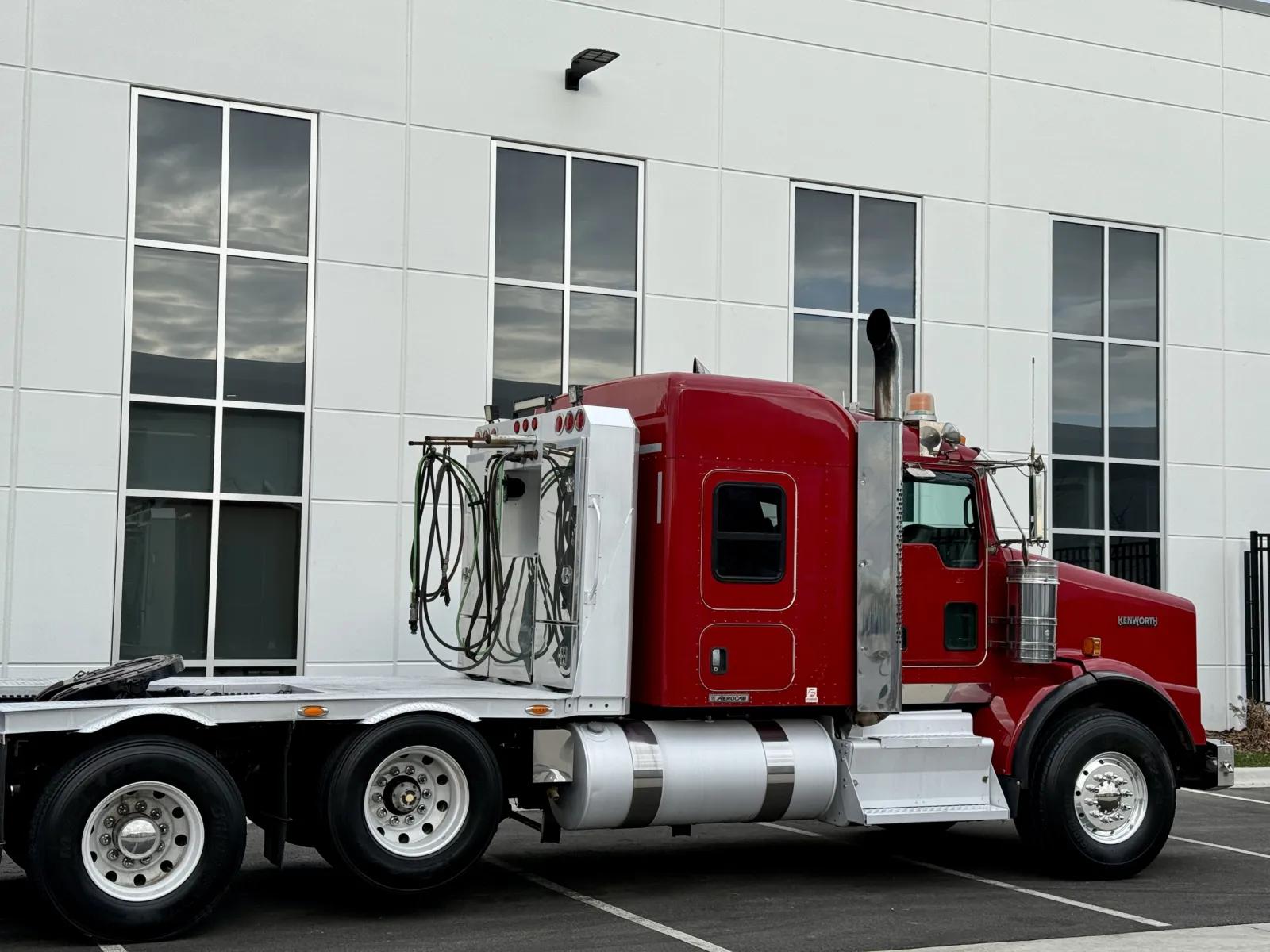 2014 Kenworth T800 in New Lenox, IL — photo 7
