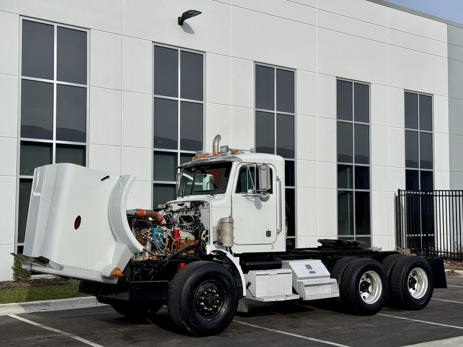 1994 Peterbilt in New Lenox, IL — photo 10