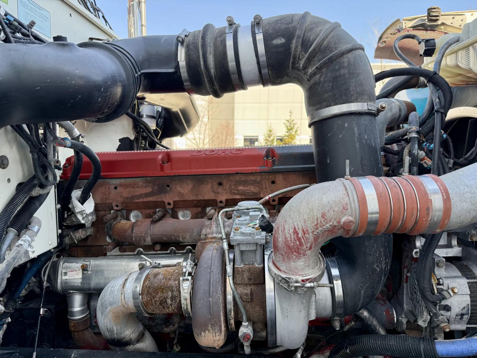 2008 Peterbilt 388 in New Lenox, IL — photo 13