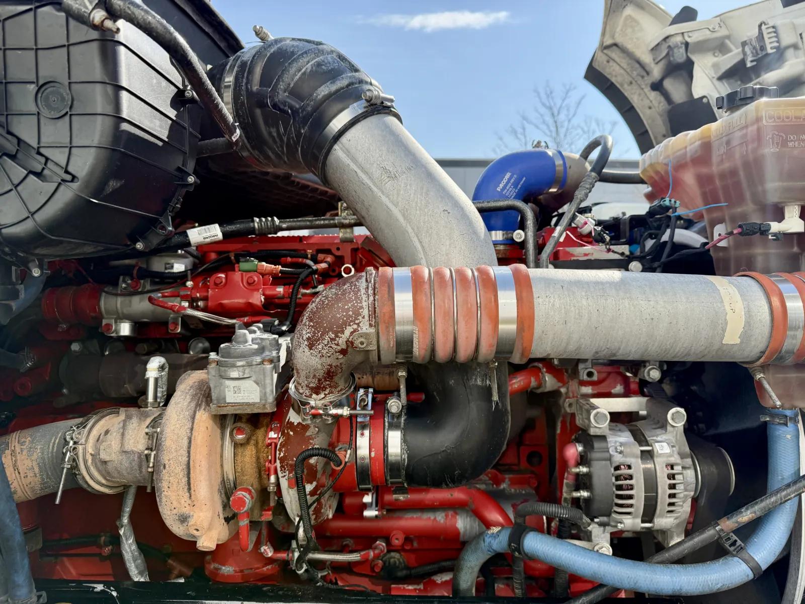 2019 Kenworth T880 in New Lenox, IL — photo 13