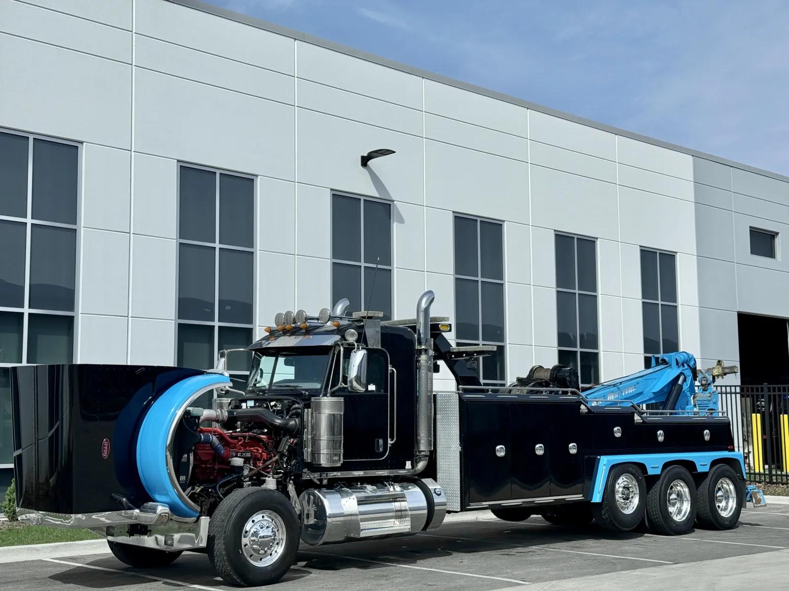 2018 Peterbilt 389 in New Lenox, IL — photo 12