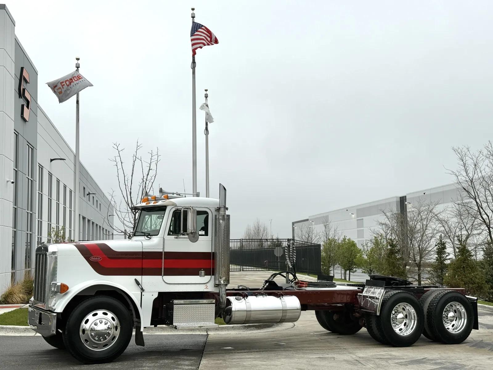 2003 Peterbilt 379