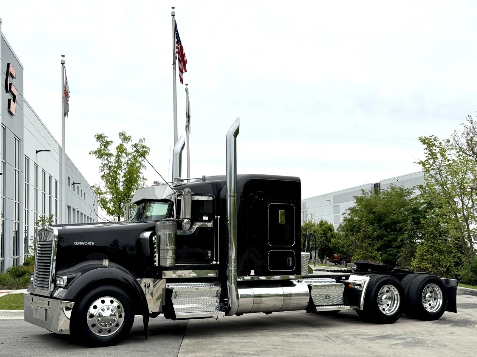 2016 Kenworth W900