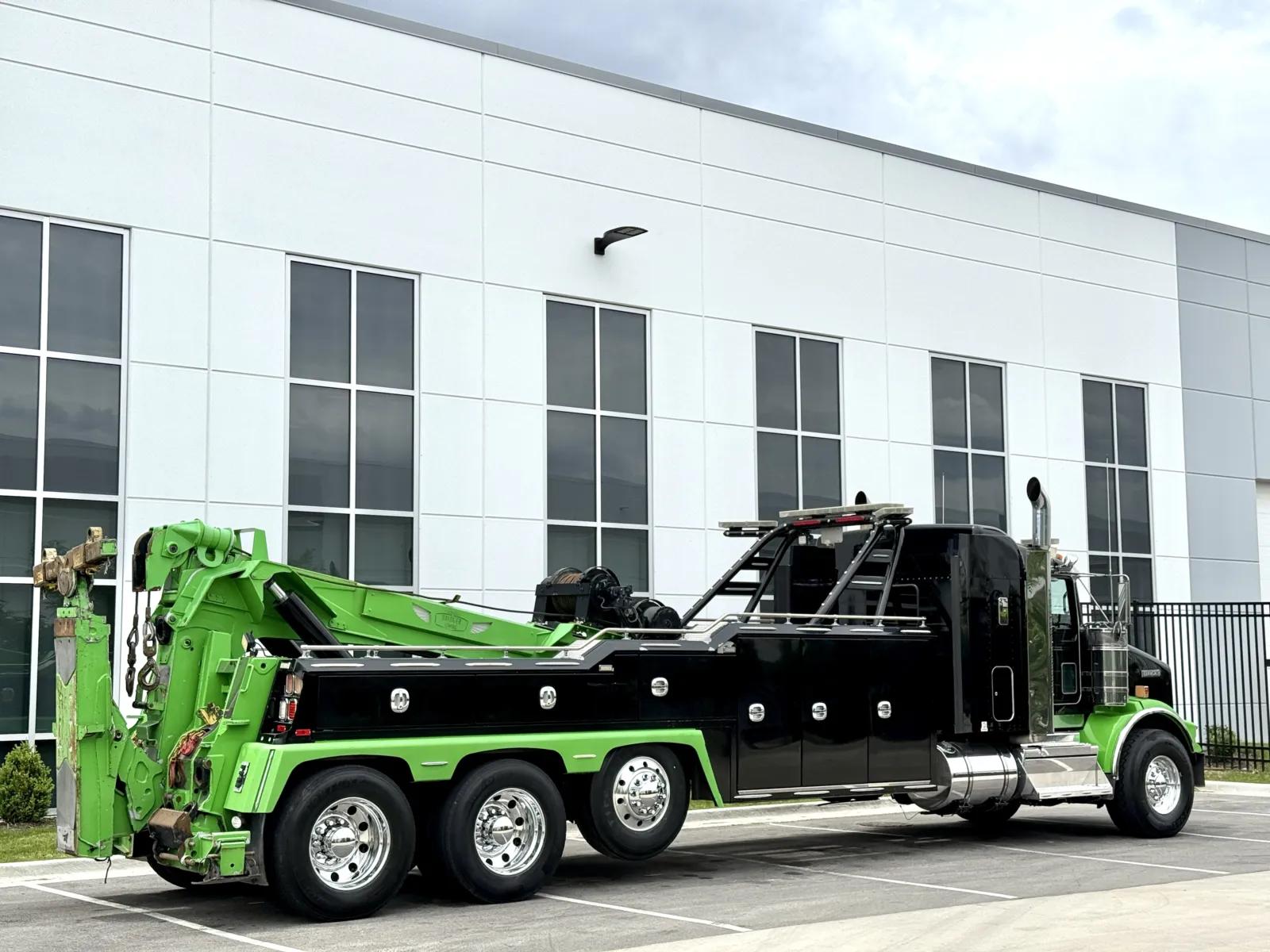 2019 Kenworth T800 in New Lenox, IL — photo 5