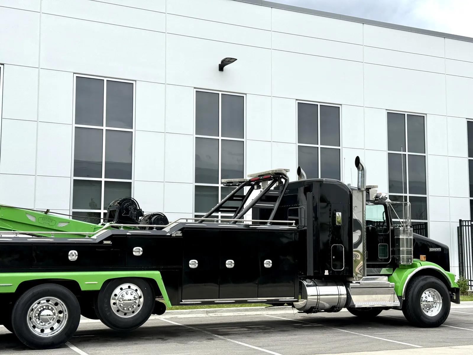 2019 Kenworth T800 in New Lenox, IL — photo 7