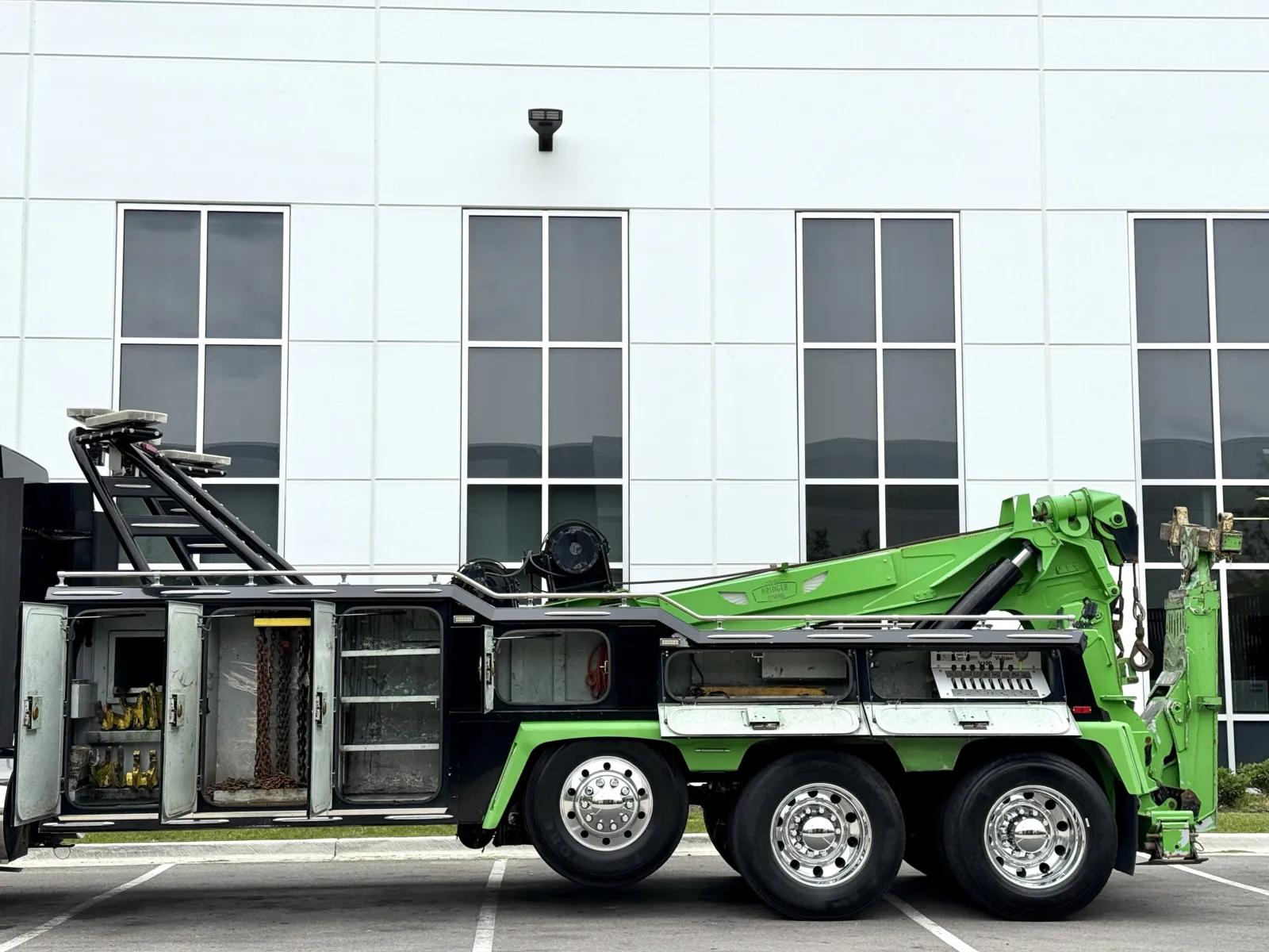 2019 Kenworth T800 in New Lenox, IL — photo 10
