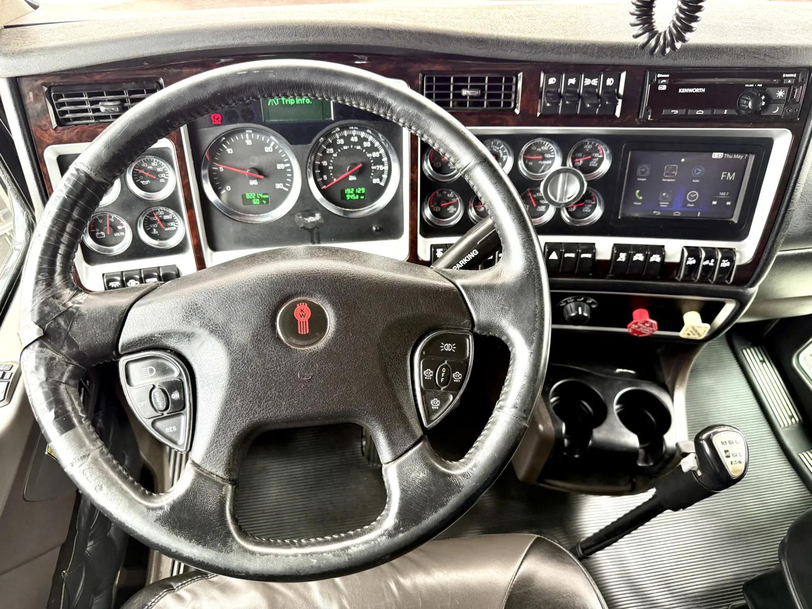 2019 Kenworth T800 in New Lenox, IL — photo 28