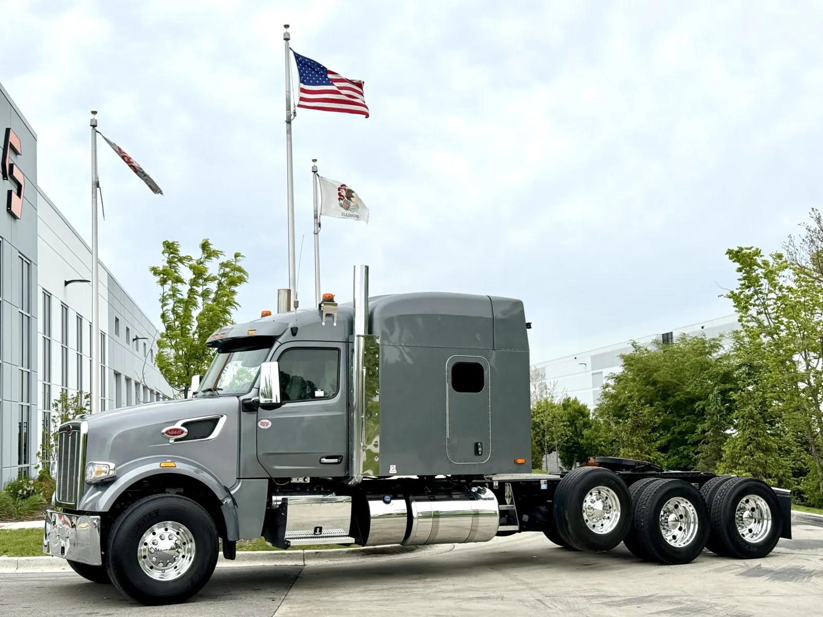 2025 Peterbilt 567