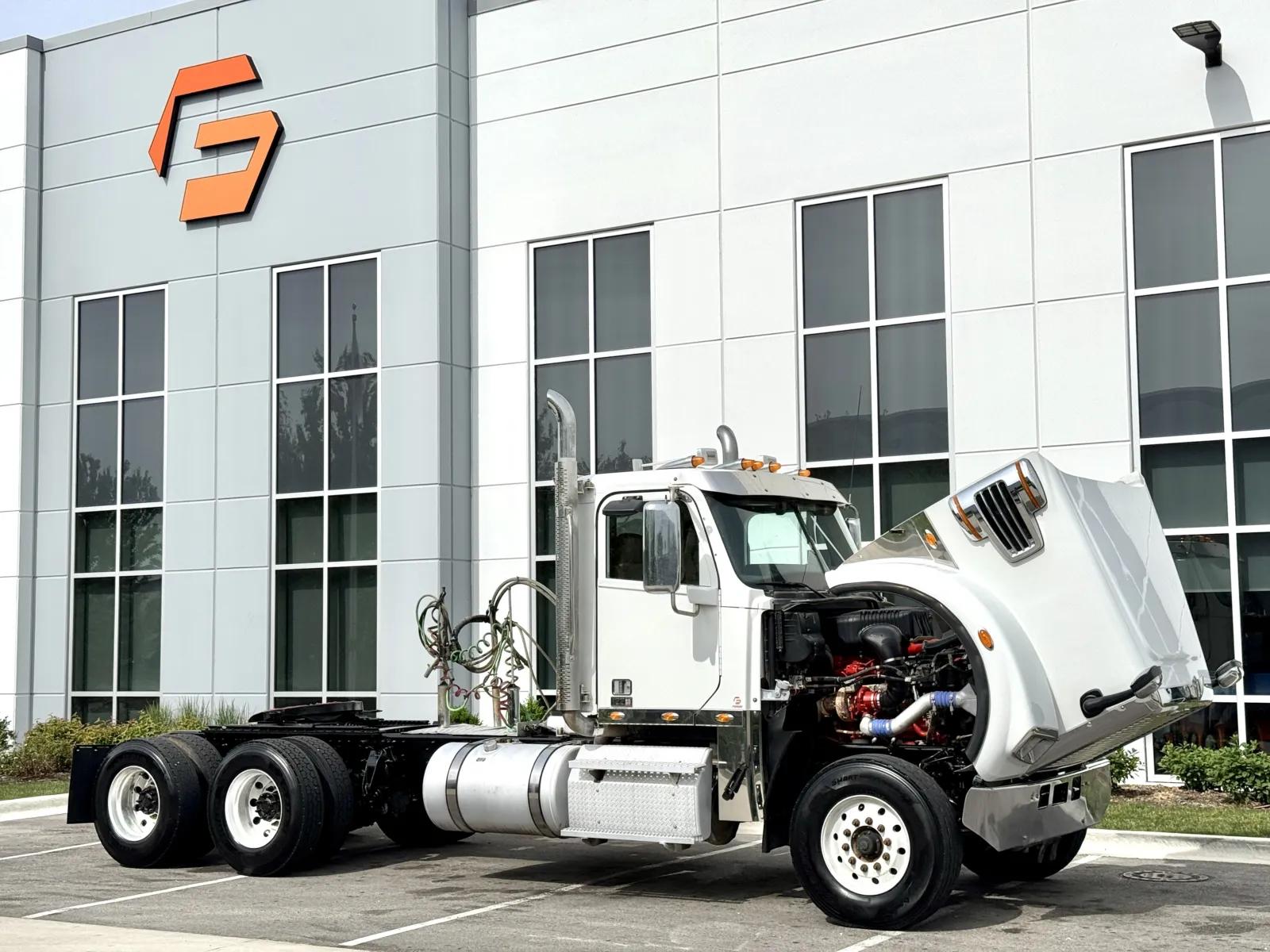 2020 Freightliner 122SD in New Lenox, IL — photo 9