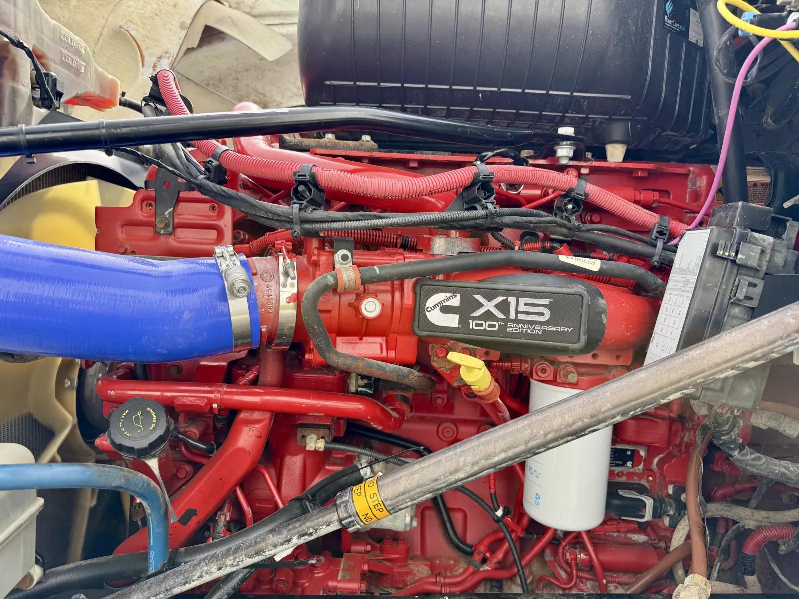 2020 Freightliner 122SD in New Lenox, IL — photo 12