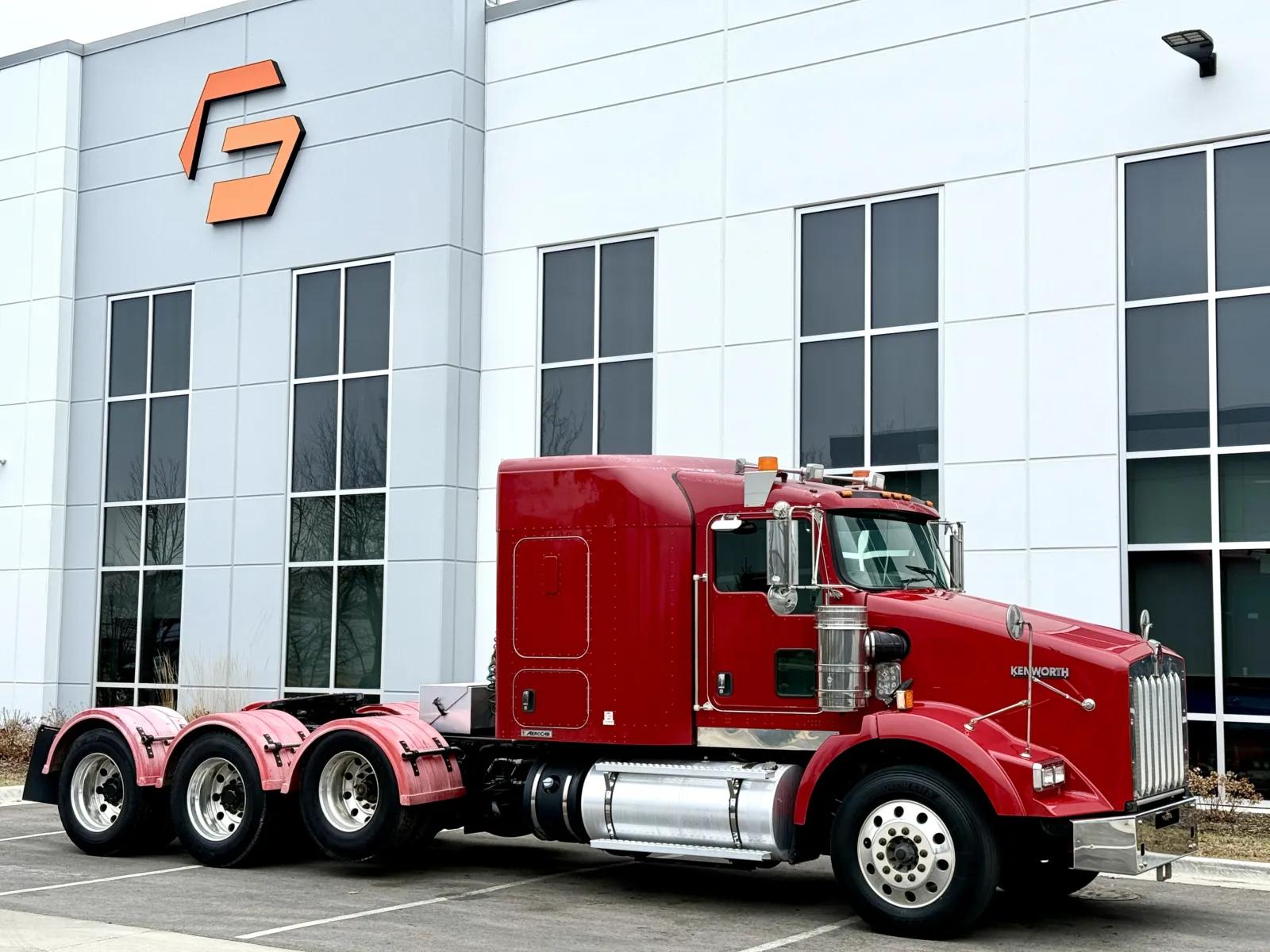 2012 Kenworth T800 in New Lenox, IL — photo 2