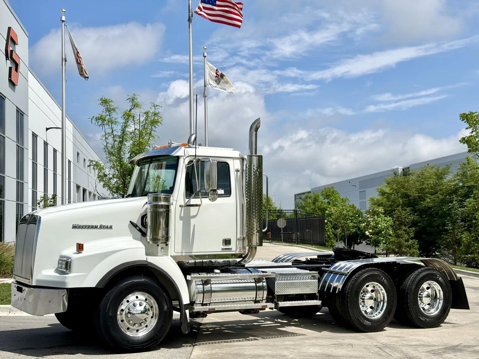 2015 Western Star 4900