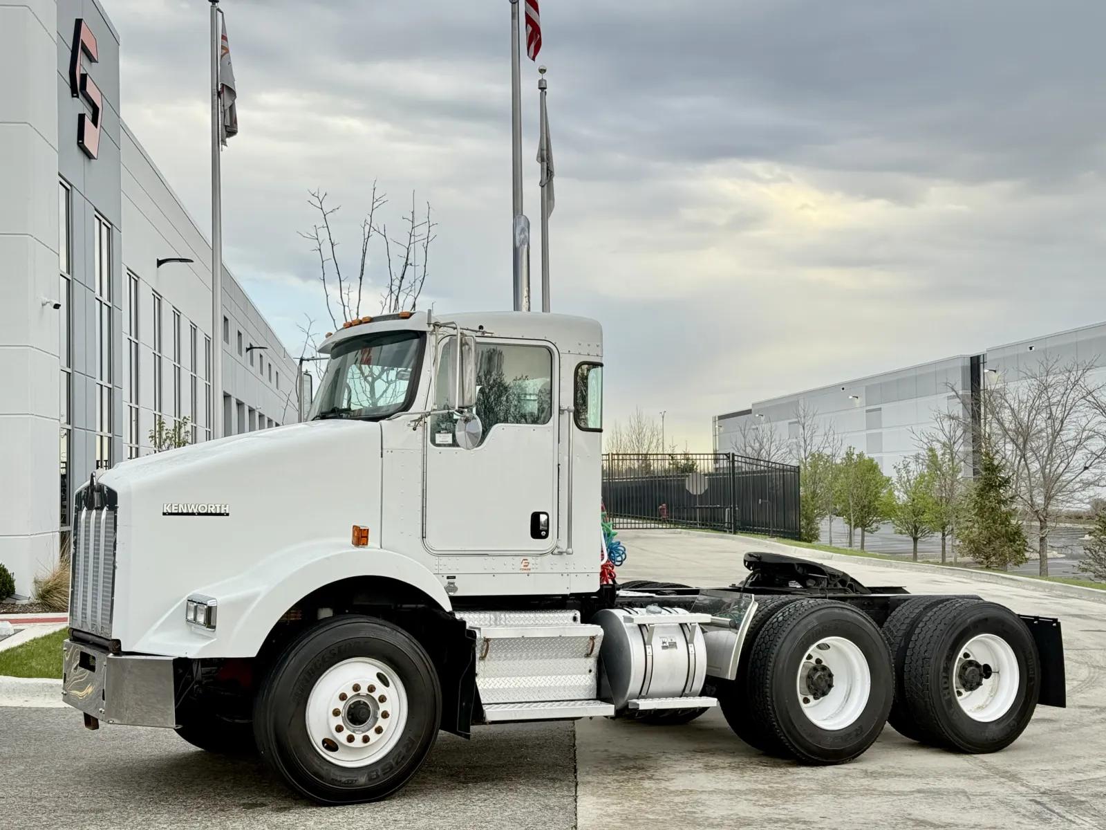 2010 Kenworth T800