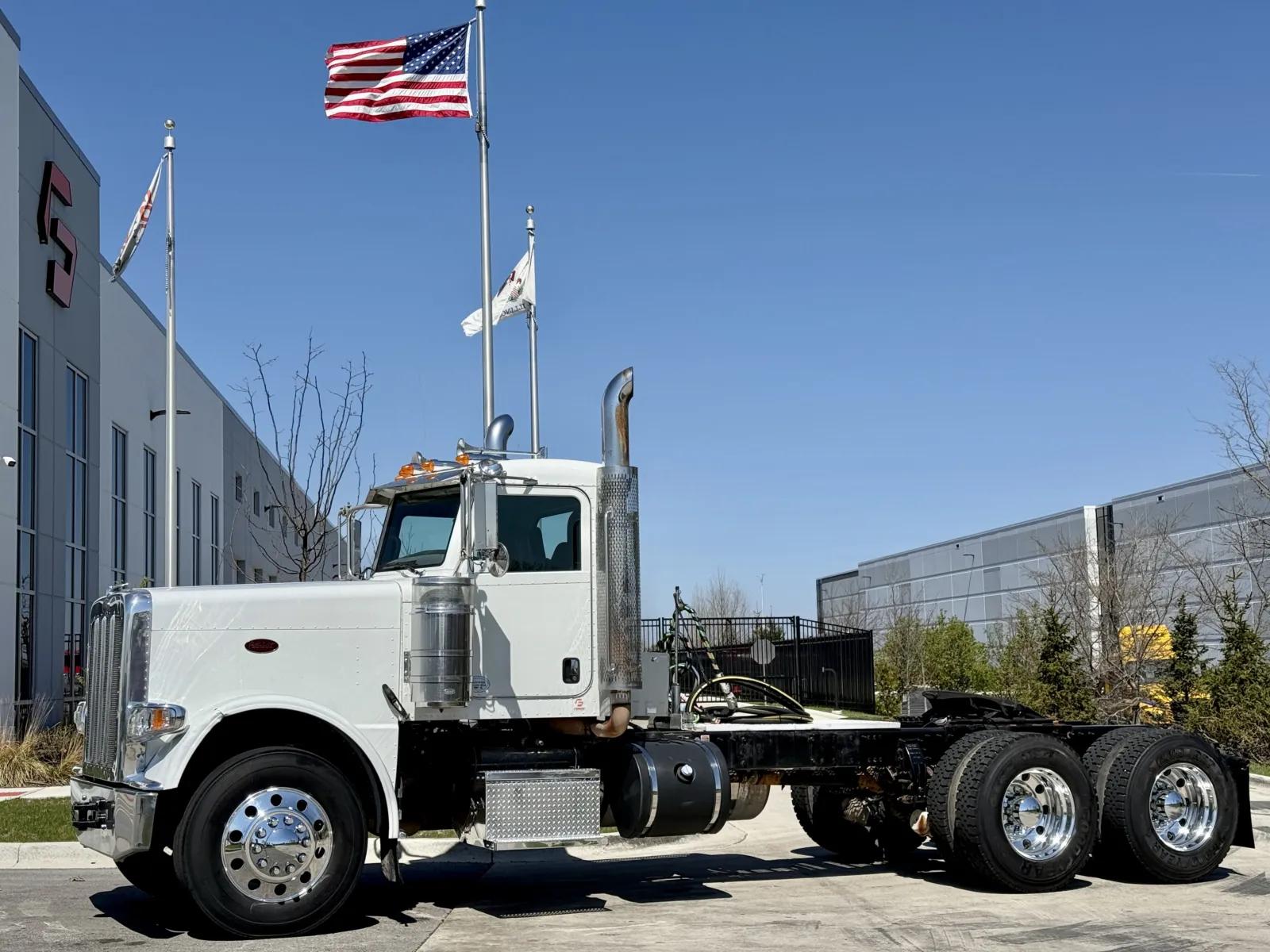 2013 Peterbilt 388