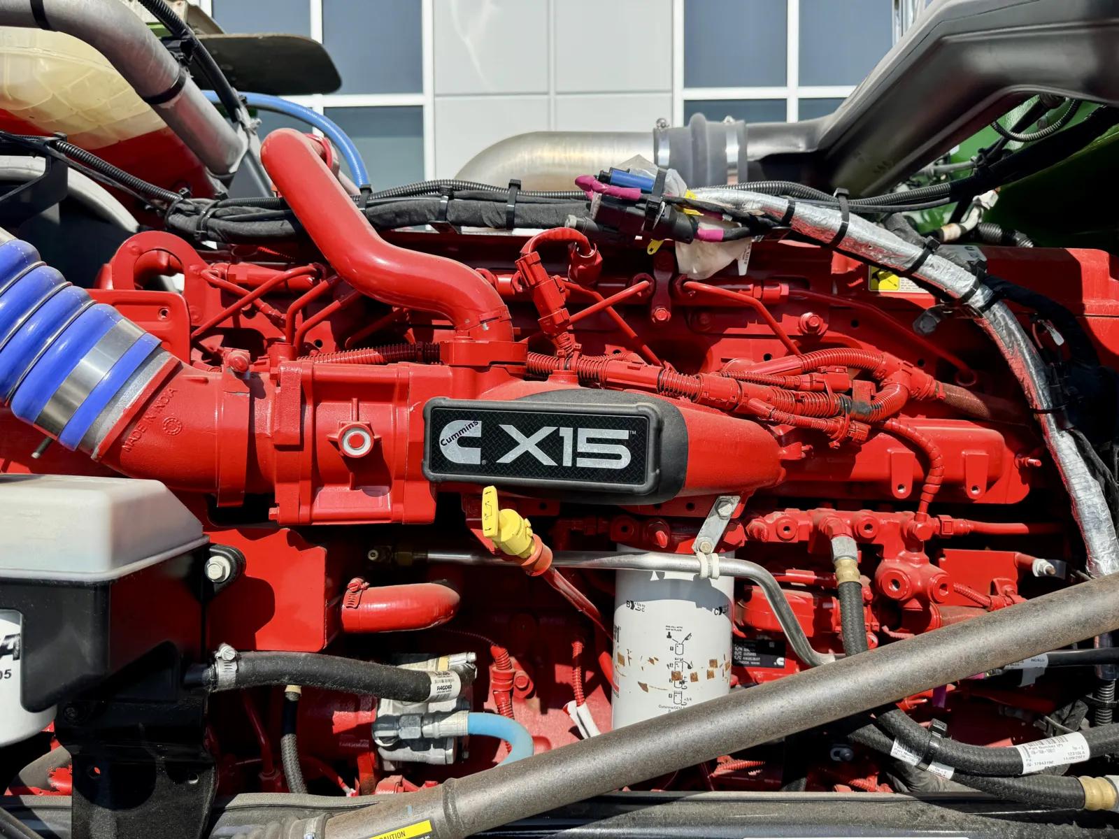 2022 Peterbilt 389 in New Lenox, IL — photo 12