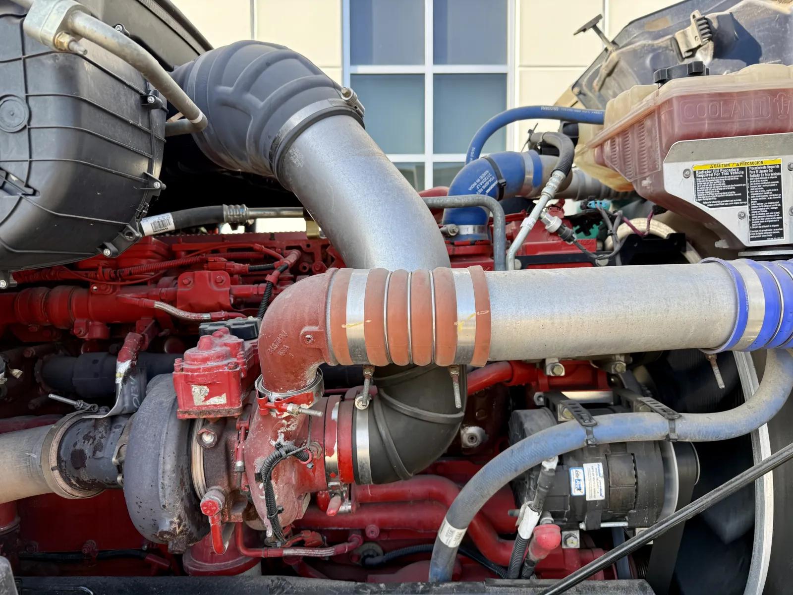 2021 Peterbilt 567 in New Lenox, IL — photo 13