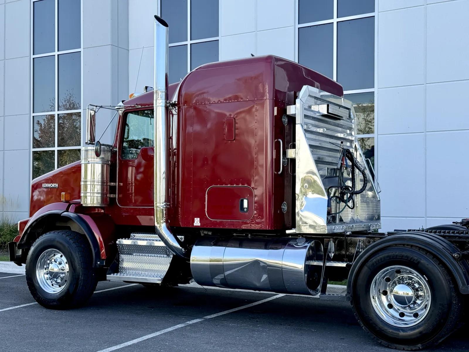 2016 Kenworth T800 in New Lenox, IL — photo 8