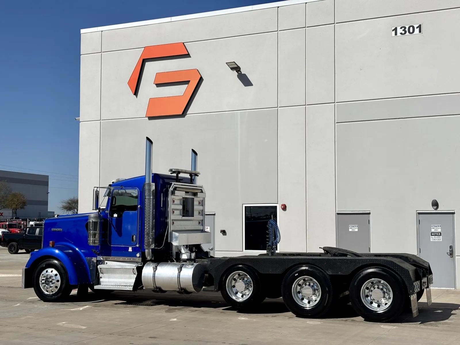 2009 Kenworth W900 in Hutchins, TX — photo 6