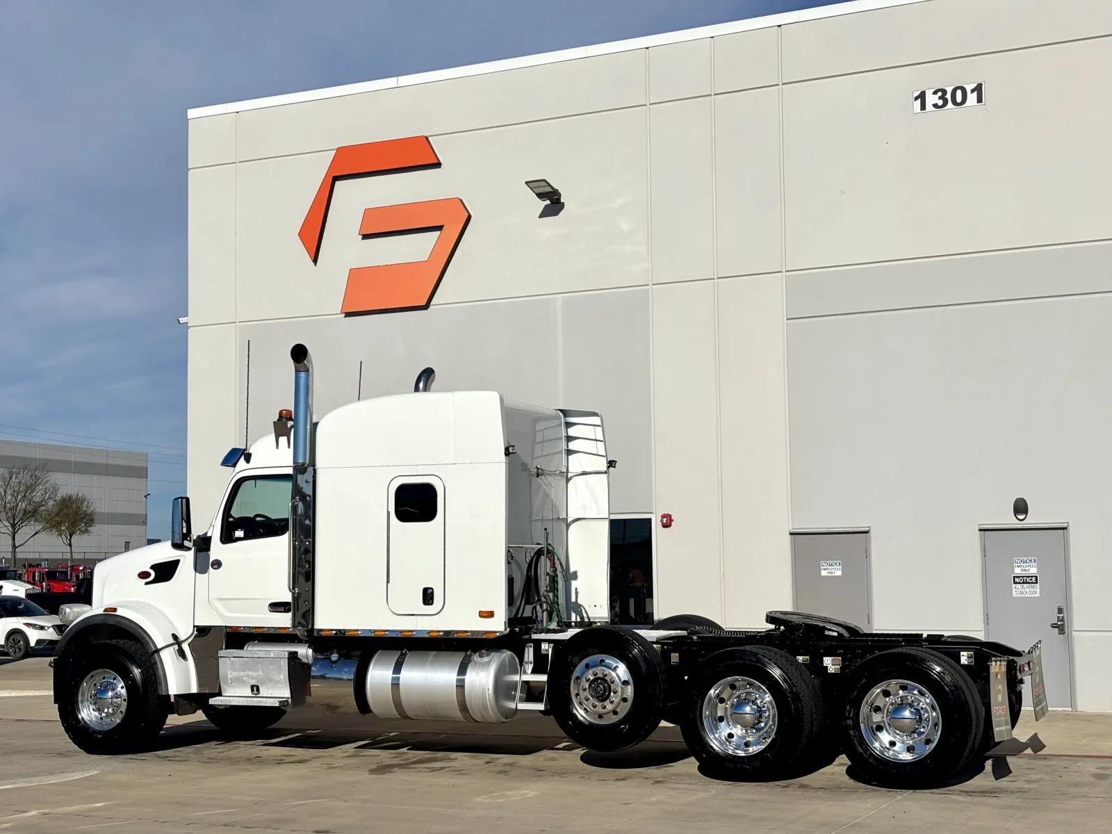 2024 Peterbilt 567 in Hutchins, TX — photo 6
