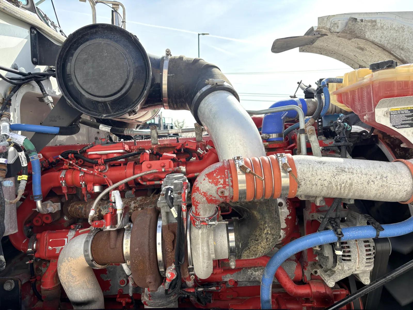 2015 Peterbilt 367 in Hutchins, TX — photo 12