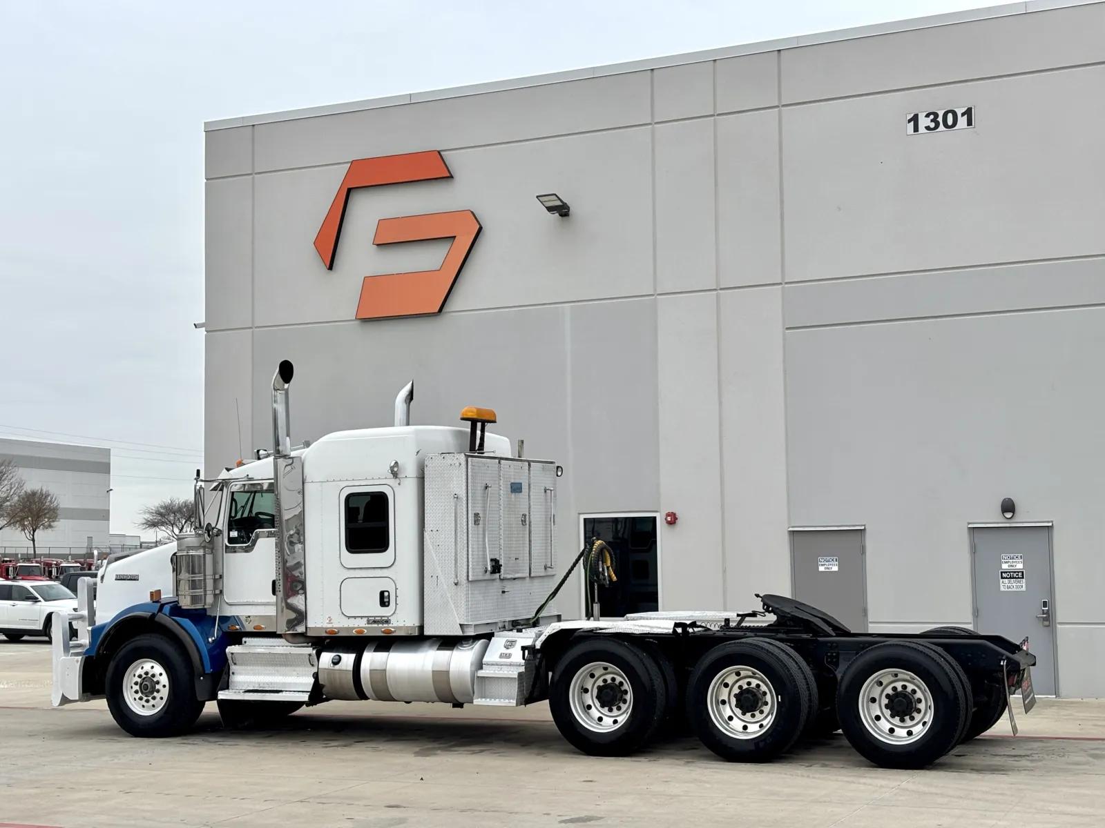 2014 Kenworth T800 in Hutchins, TX — photo 6