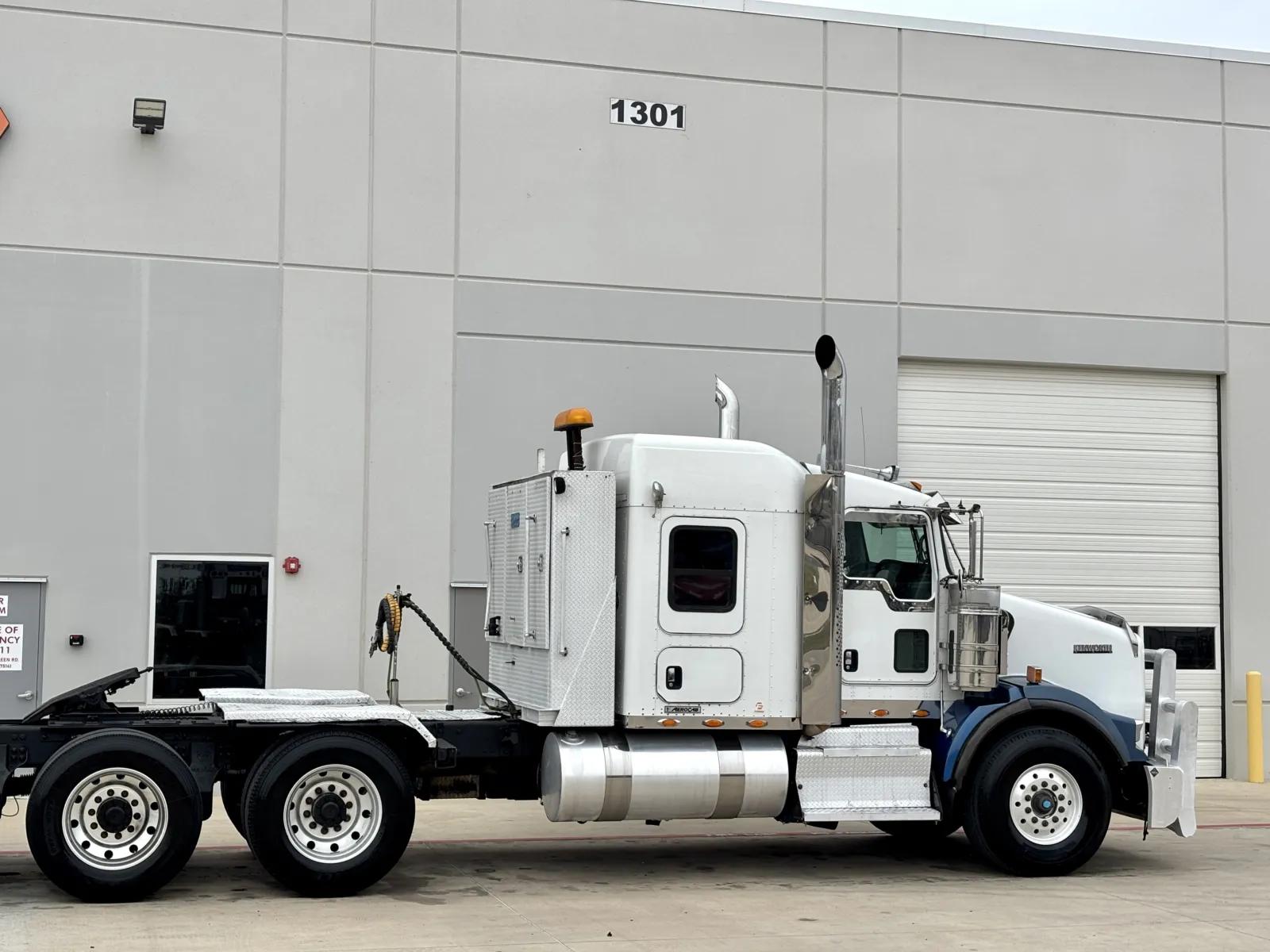 2014 Kenworth T800 in Hutchins, TX — photo 7