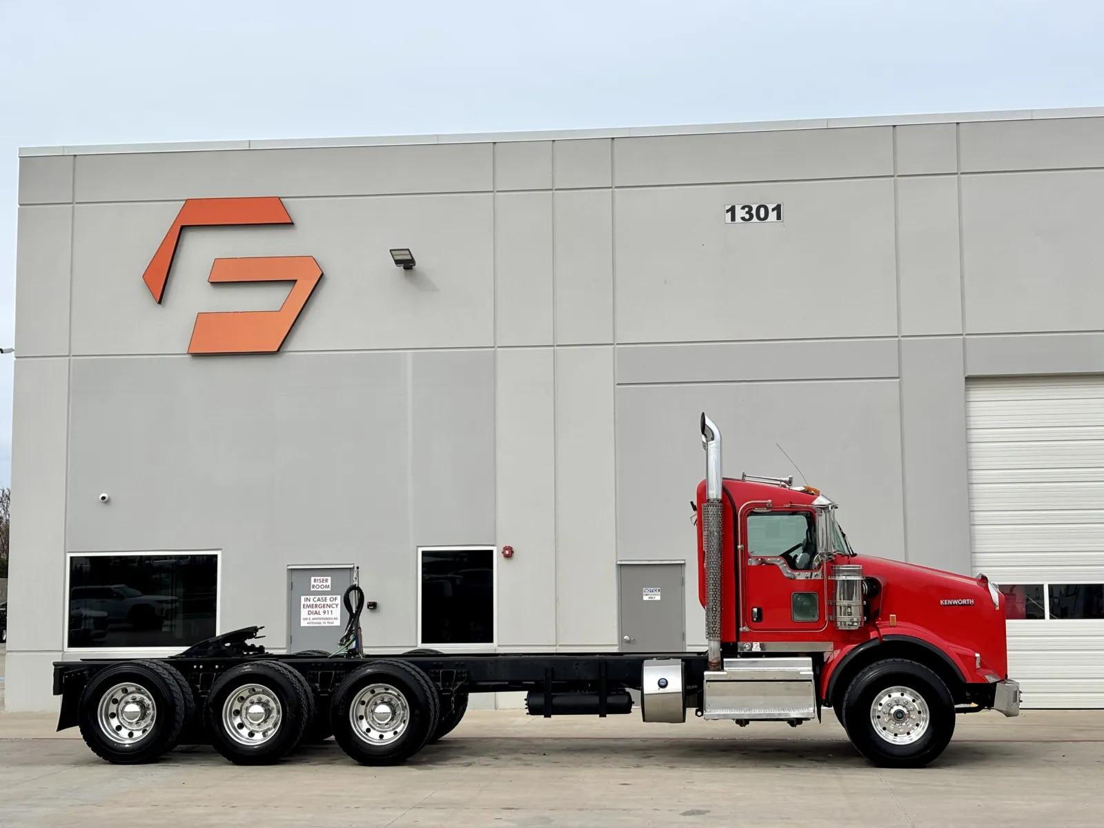 2020 Kenworth T800 in Hutchins, TX — photo 3